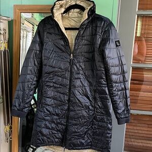 Lole Black and Cream Puffer Jacket